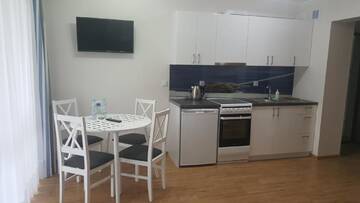Фото номера Апартаменты с видом на озеро Апарт-отели Apartamenty Kapitanskie г. Илава 3